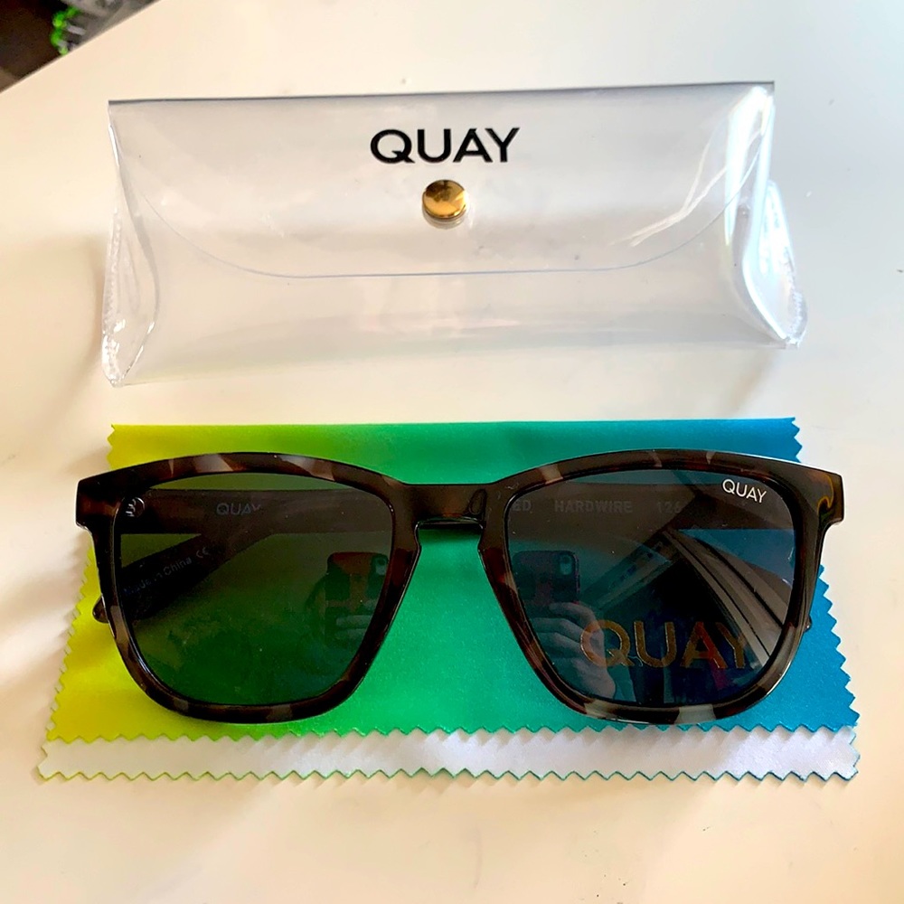 New, Never Worn Quay Hardwire Polarized Sunglasses